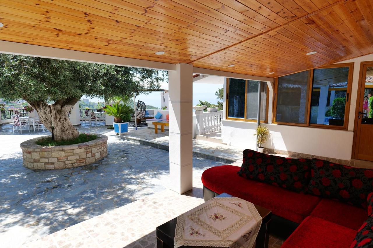 Hotel Panorama Piqeras Extérieur photo