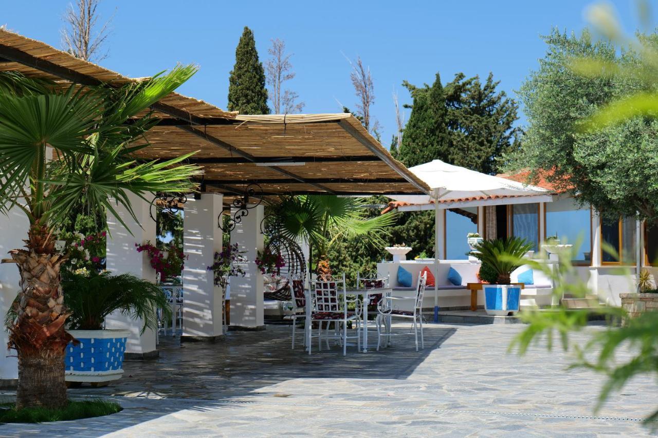 Hotel Panorama Piqeras Extérieur photo