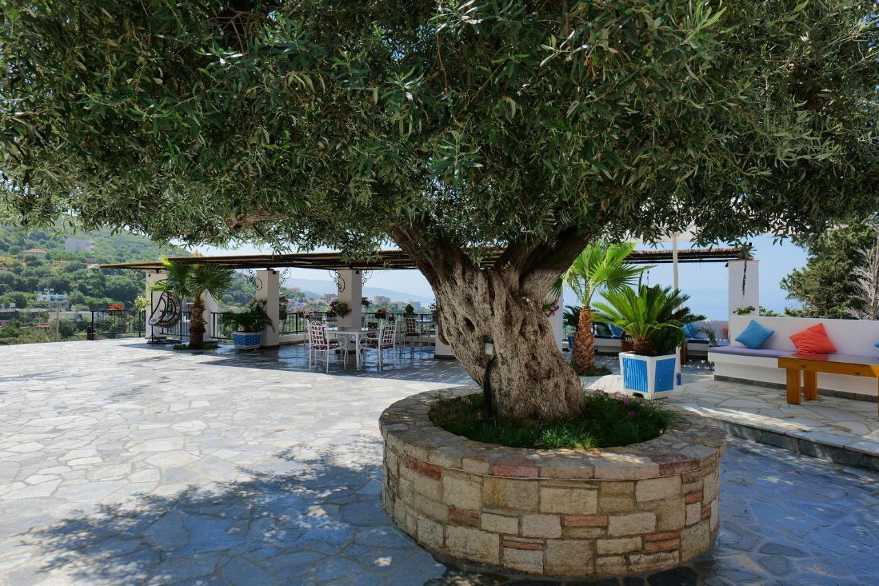 Hotel Panorama Piqeras Extérieur photo