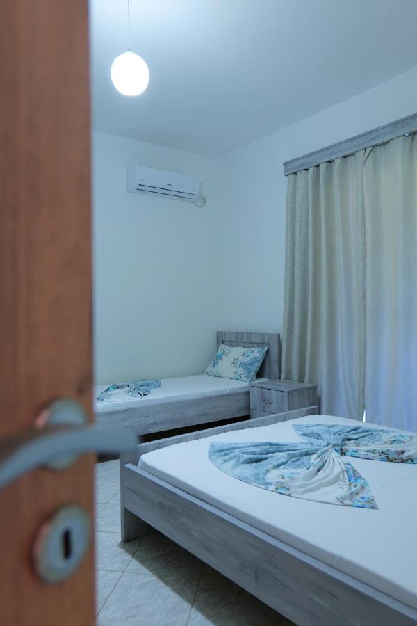 Hotel Panorama Piqeras Extérieur photo