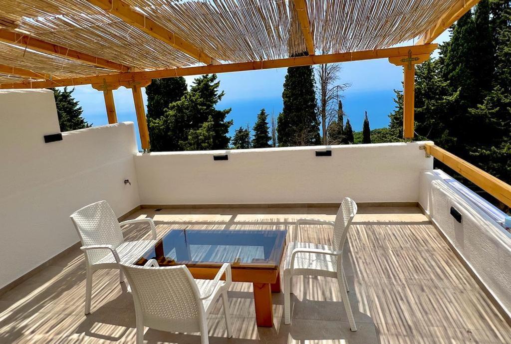 Hotel Panorama Piqeras Extérieur photo