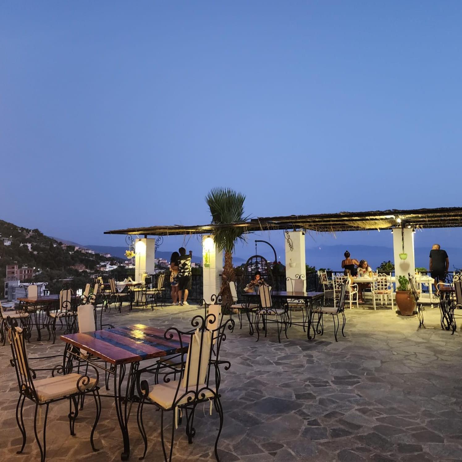 Hotel Panorama Piqeras Extérieur photo